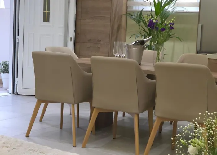 Breeze Chania (Crete)